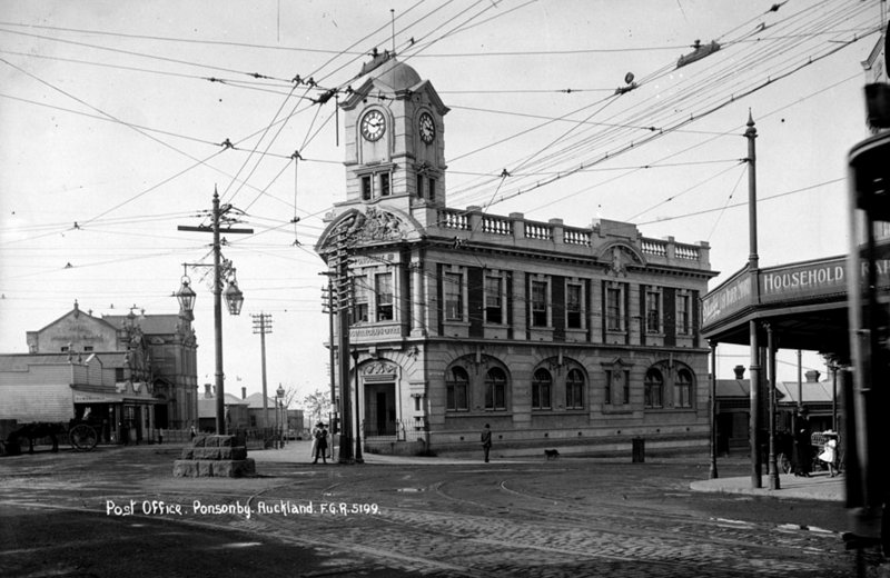 Ponsonby Post Office showing the three lamps,1915. Sir George Grey Special Collections, Auckland Libraries.